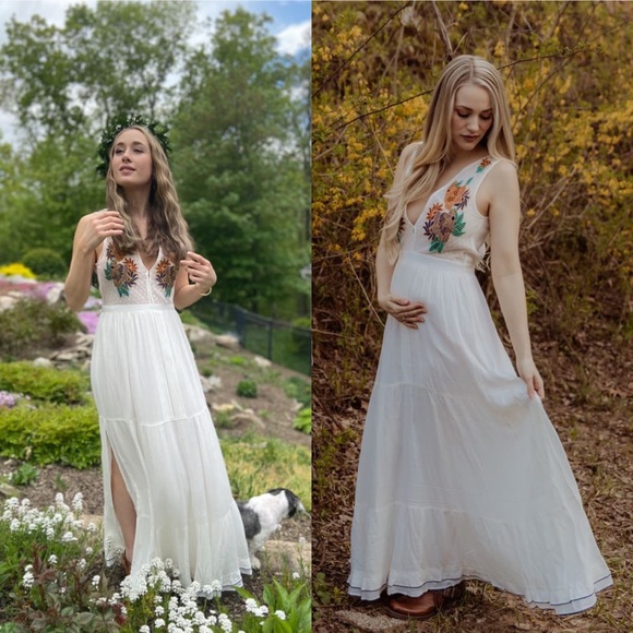 White Bohemian Floral Embroidered Gauzy Maxi Dress 🌿 - Picture 12 of 15